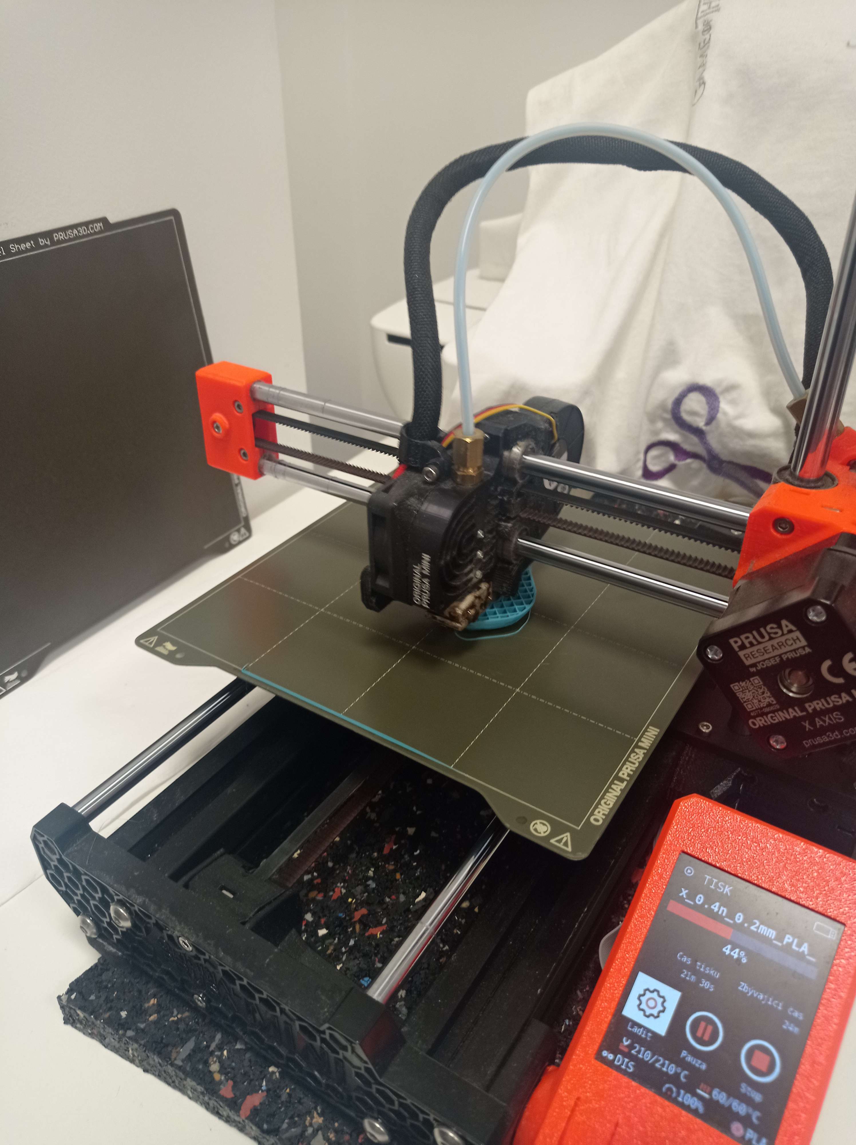 3D printing the arm or paw